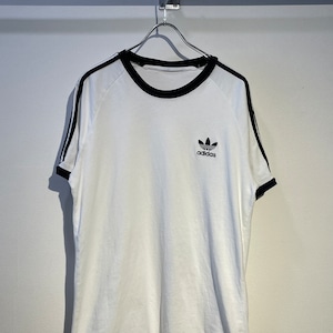 adidas used tee SIZE:-