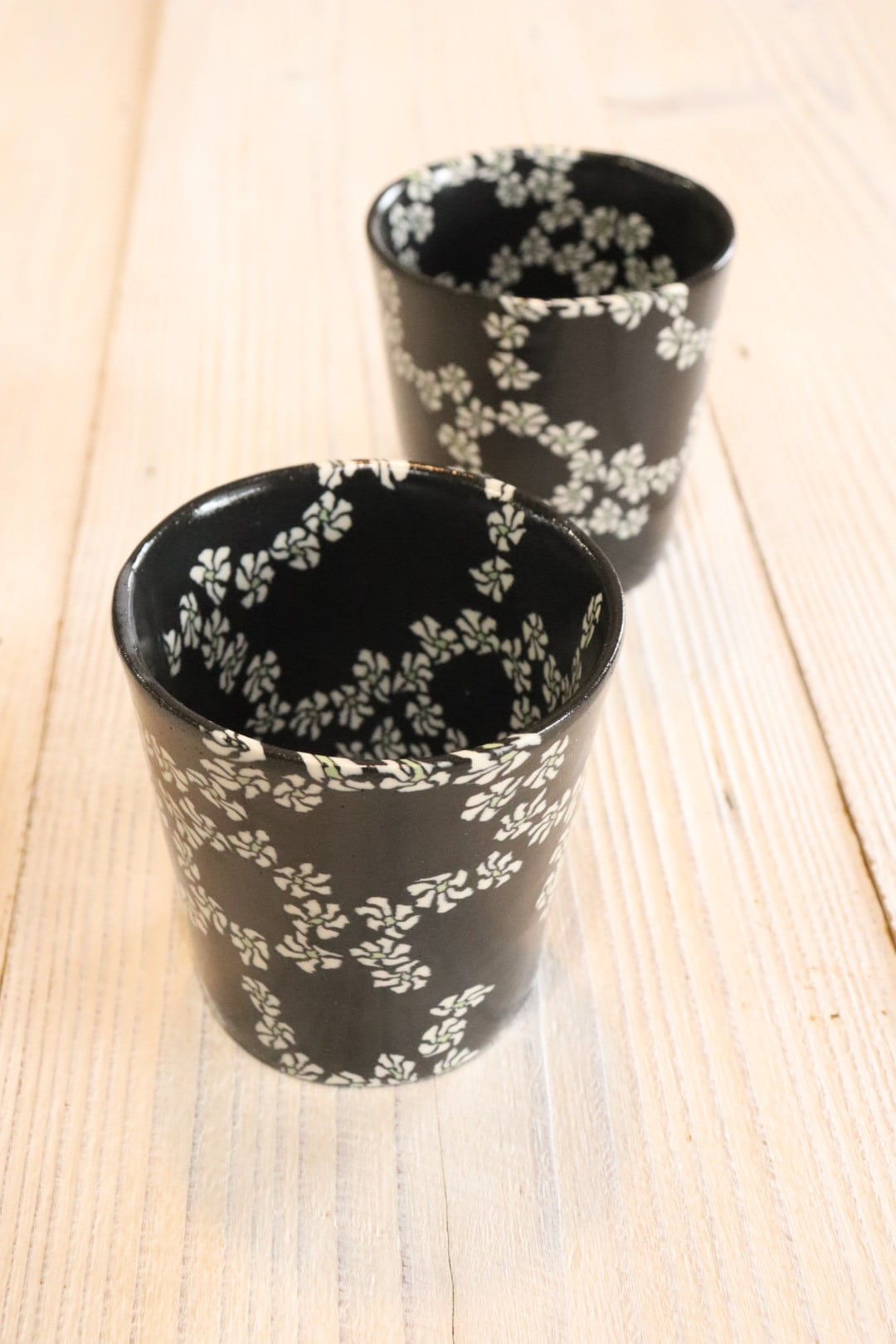 日本作家作　陶器八戸窯　彩花小文皿 八戸窯・yae248