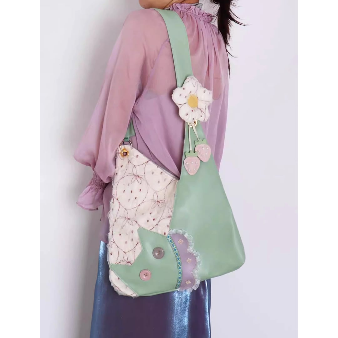 Mini Cat Chiffon Bag – Cute Strawberry Crossbody (CF077)