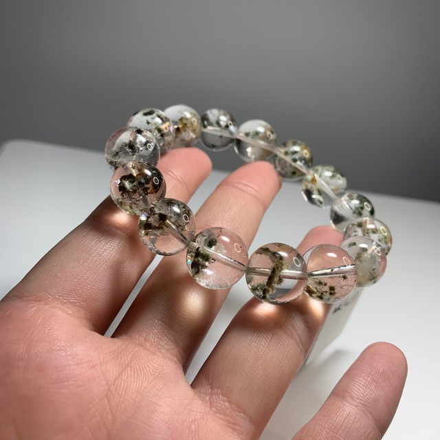 鑑別書付き・ラジエートクリスタルインクォーツ(まりも水晶)