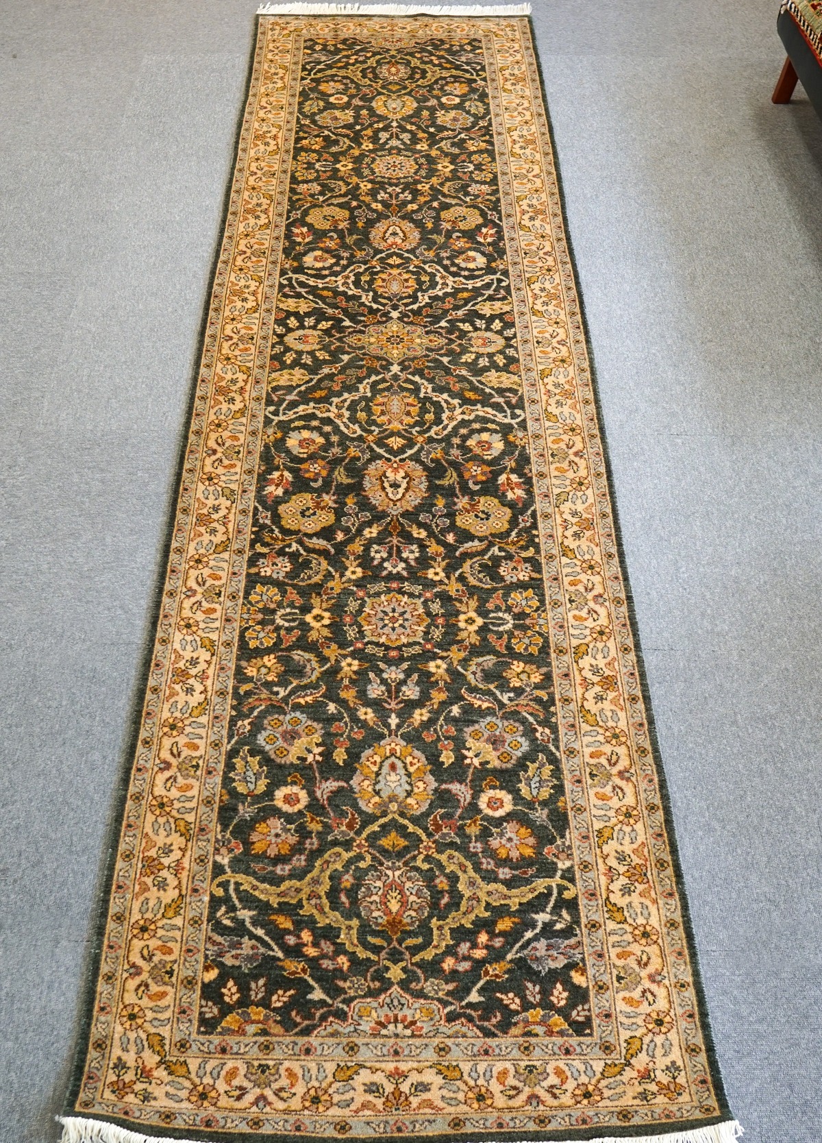 117×79cm パキスタン手織り絨毯 ペルシャ 跨が