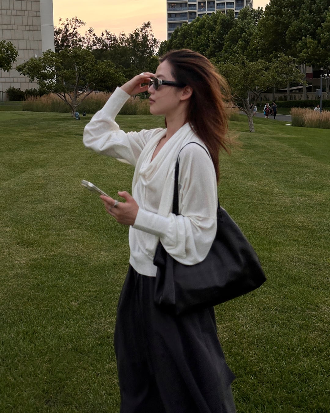 ドレープVネックトップス A25013