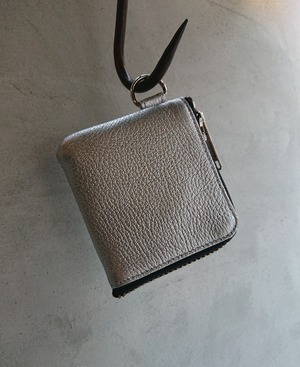 A PUZZLING HOME “ROCKERS WALLET” Silver Color