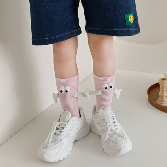 【即納】かわいい目玉の手つなぎソックス