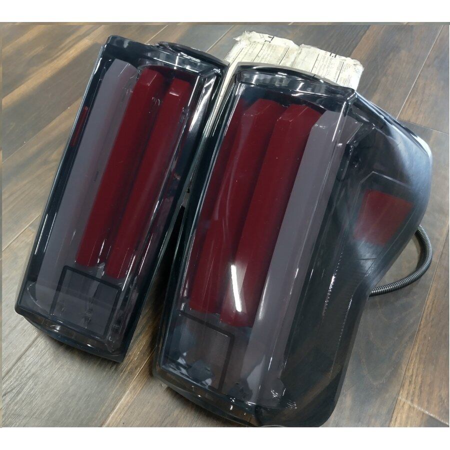 07-13y タンドラ テールライト 現行風 / シーケンシャル / スモーク  