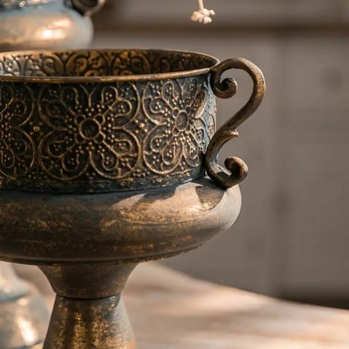 フラワーポット ヴィンテージ調 メタル フラワーベース ブロンズ エレガント ラスティック仕上げ アンティーク調 お洒落 インテリア