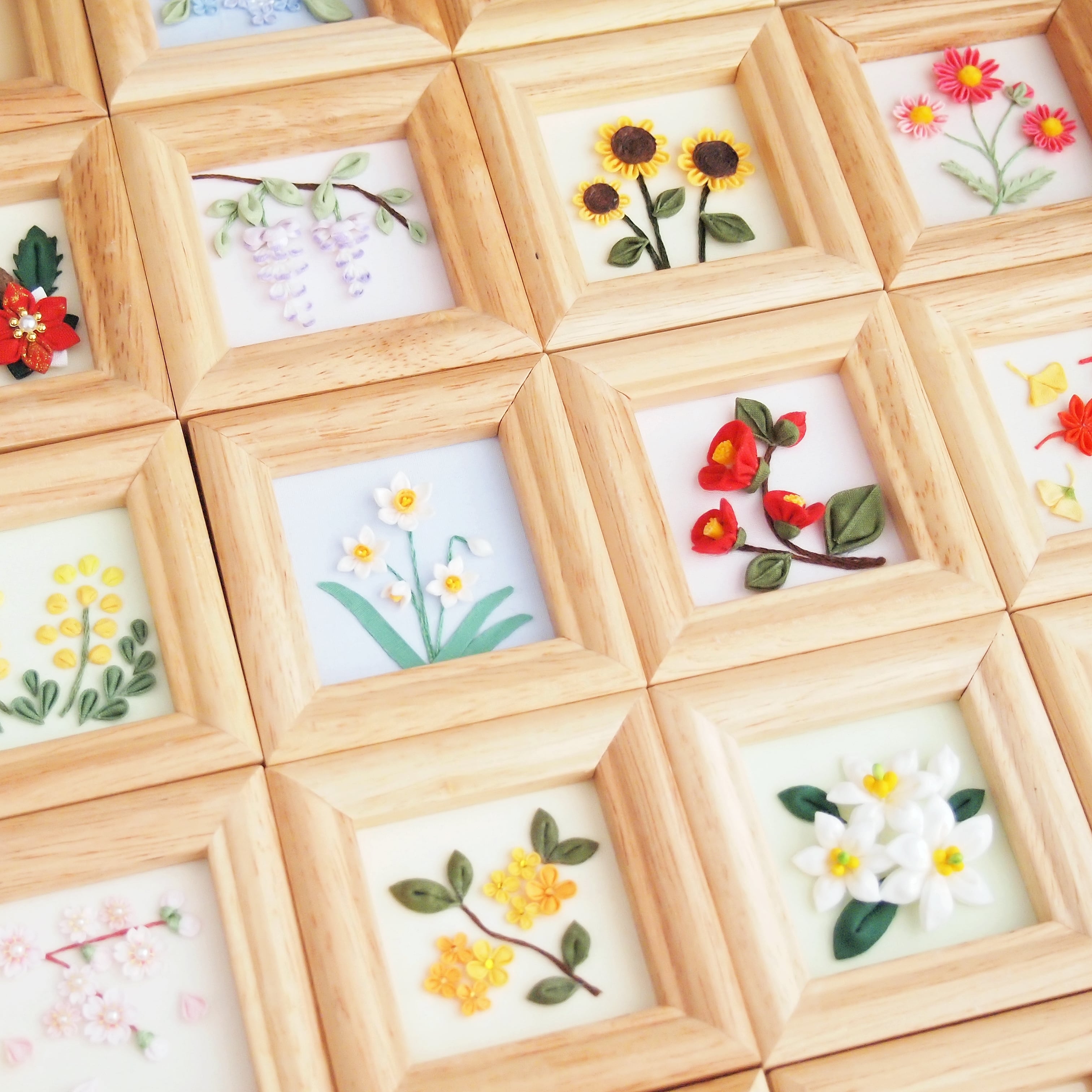 つまみ細工＊ 花暦 - 藤 - 】---フレーム/額縁/壁かけ/卓上小物