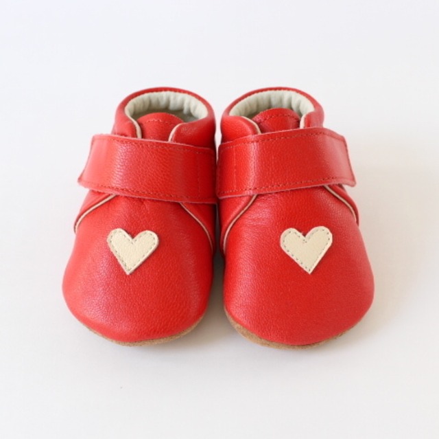 baby shoes（heart）red