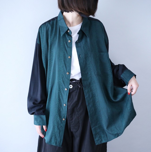 "green×black" good coloring switching design loose shirt