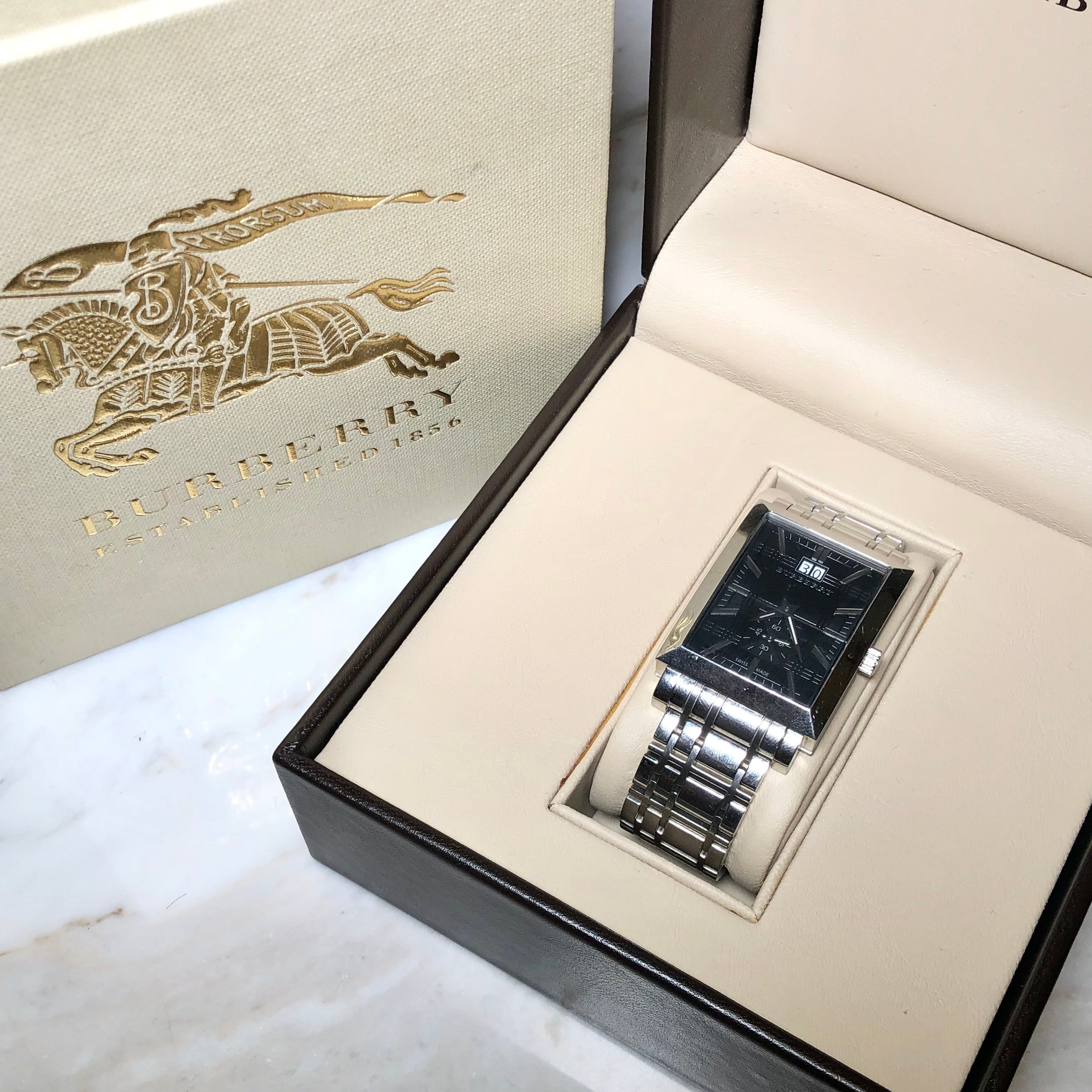 BURBERRY rectangle case quartz watch | NOIR ONLINE