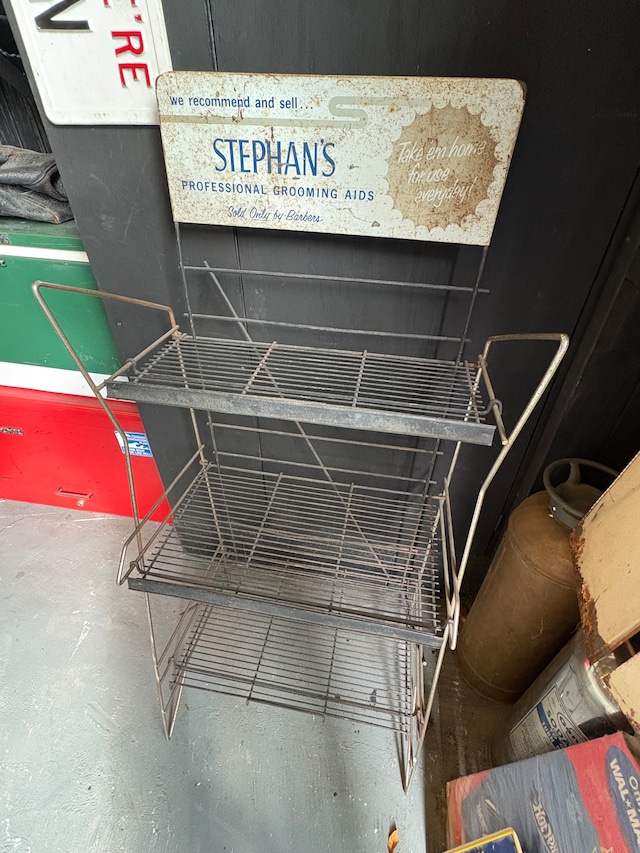 Stephan's Professional Grooming Aids メタルラック