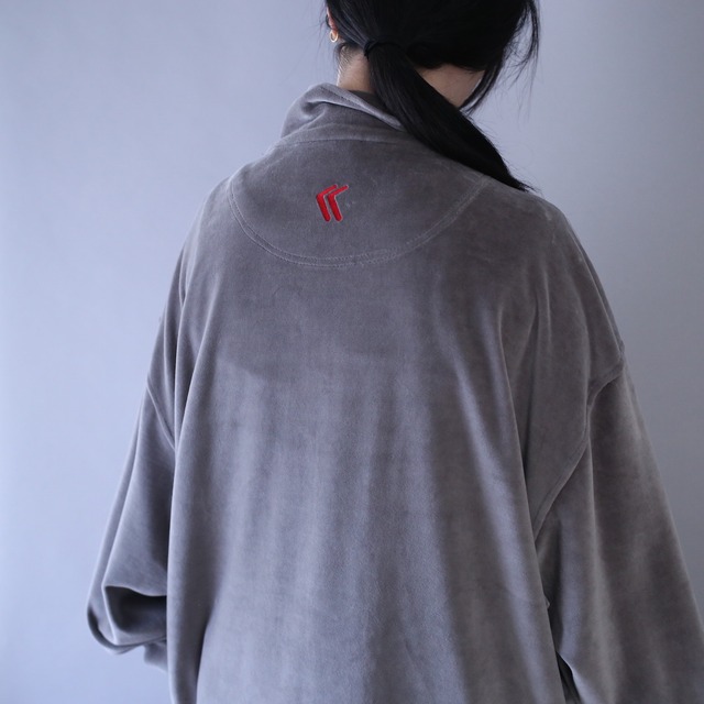 super over silhouette 3D switch piping design velours track jacket