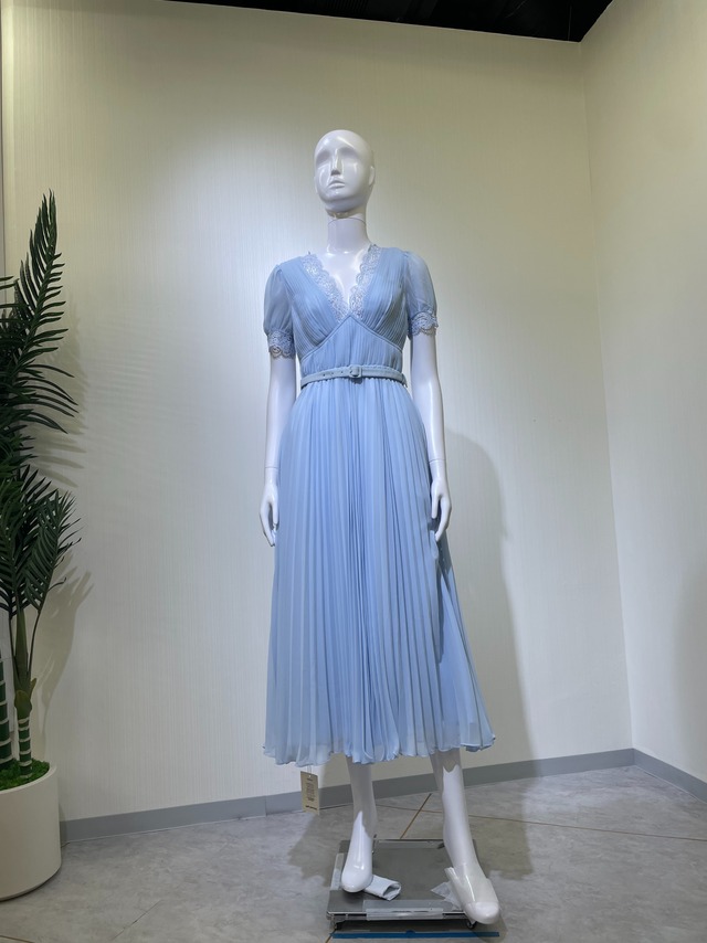 新品ドレス571【self-portrait】