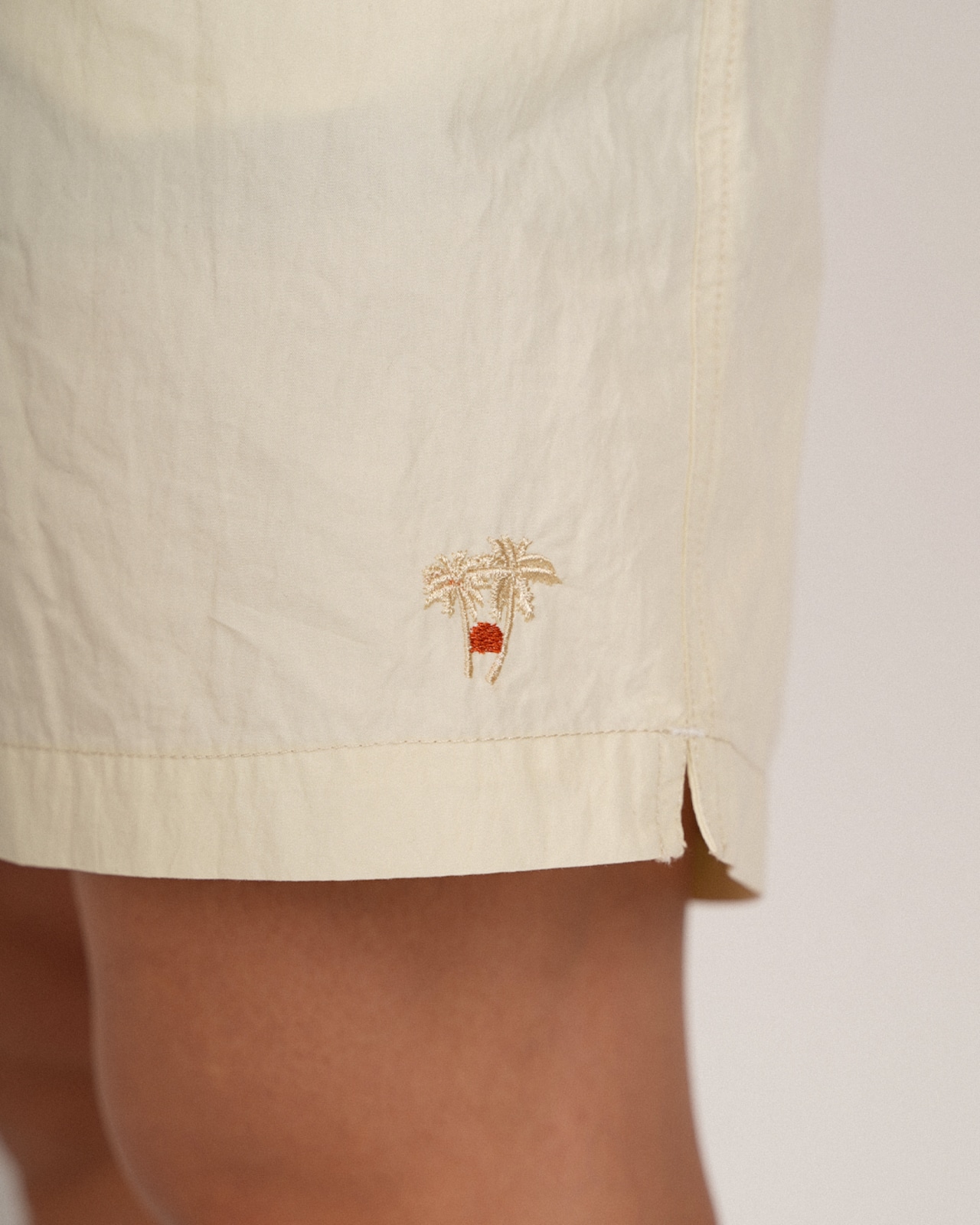 【SUNS】WAIST LOGO WASHED COLOR BOARD SHORTS［RSW099］