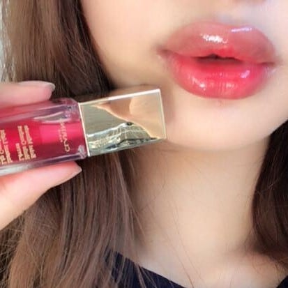 【海外買付】【 CLARINS 】　コンフォート リップオイル　02 ラズベリー　Comfort Lip Oil　02 raspberry　クラランス  | Mondoudou　 powered by BASE