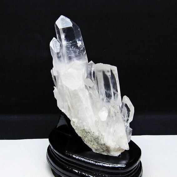 水晶 クラスター マダガスカル産 台座付属 水晶 原石 一点物 182-9284