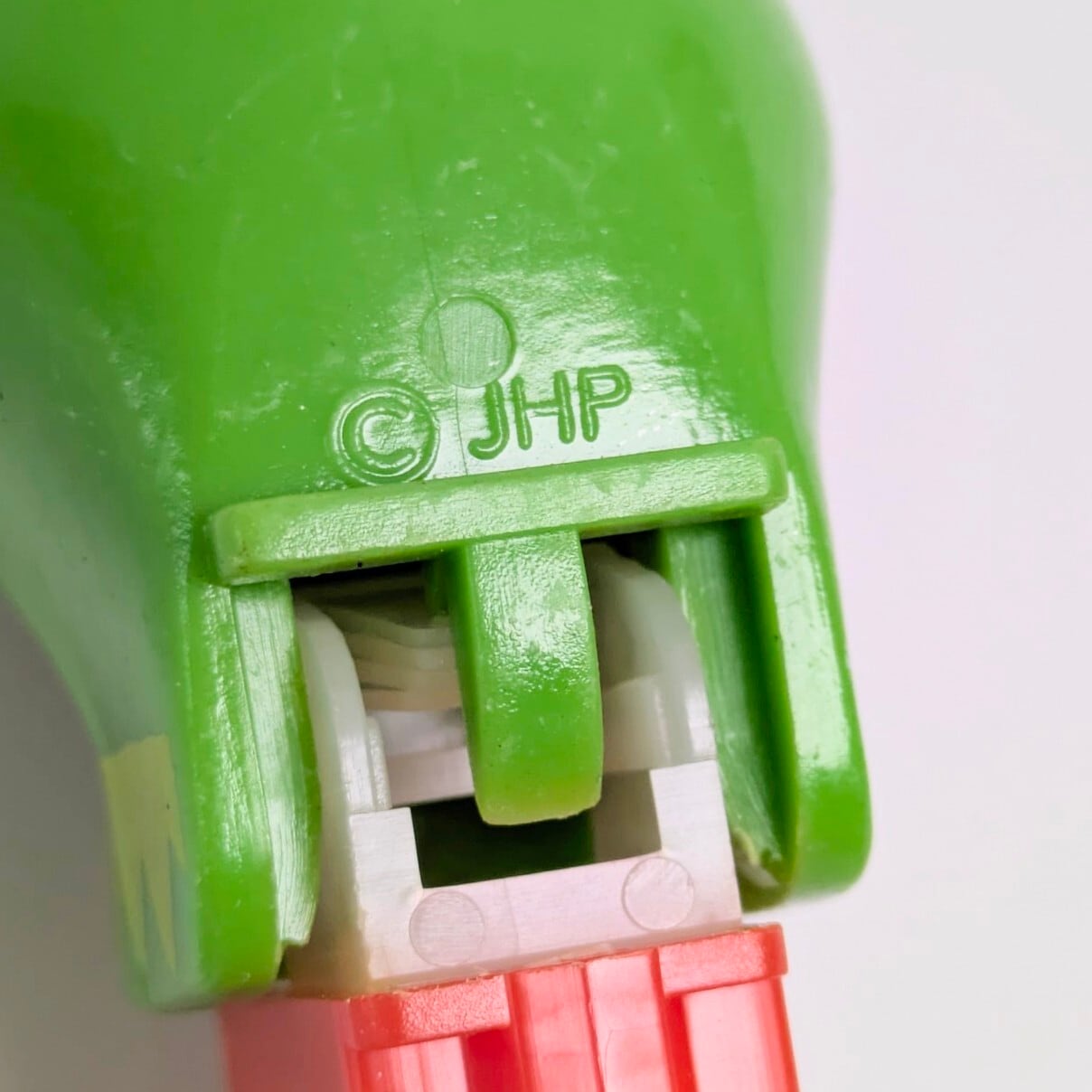 ☆ VINTAGE1990年代 ☆【 The Muppet Show ( マペット・ショー )  】『 カーミット 』PEZ / ペッツ / CANDY&DISPENSER / ヨーロッパPEZ（ハンガリー） 〚アメリカン雑貨 アメトイ〛