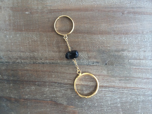 Onyx chain ring