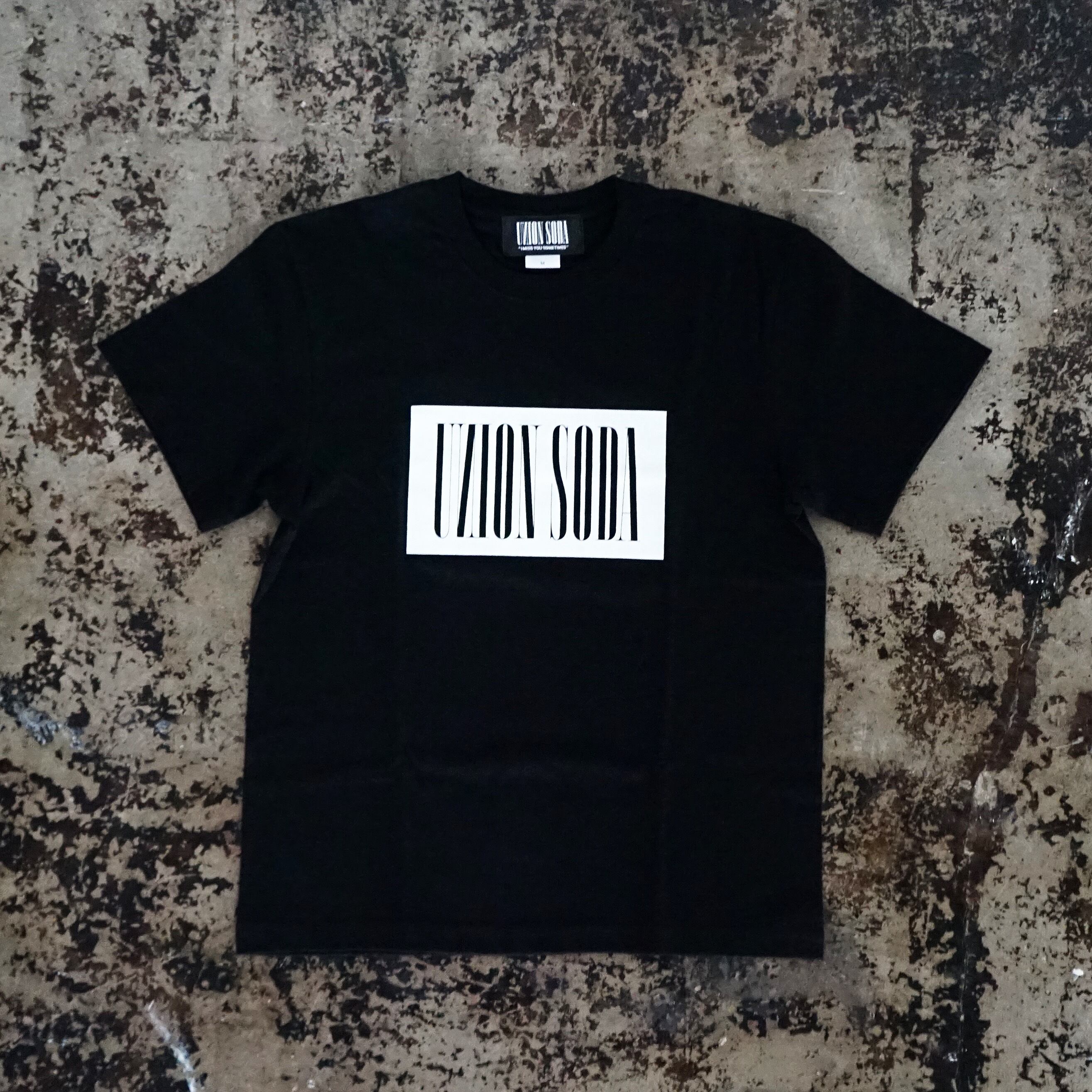 ノーマルオンス・バーコードロゴTシャツ (ブラック) | UNION SODA