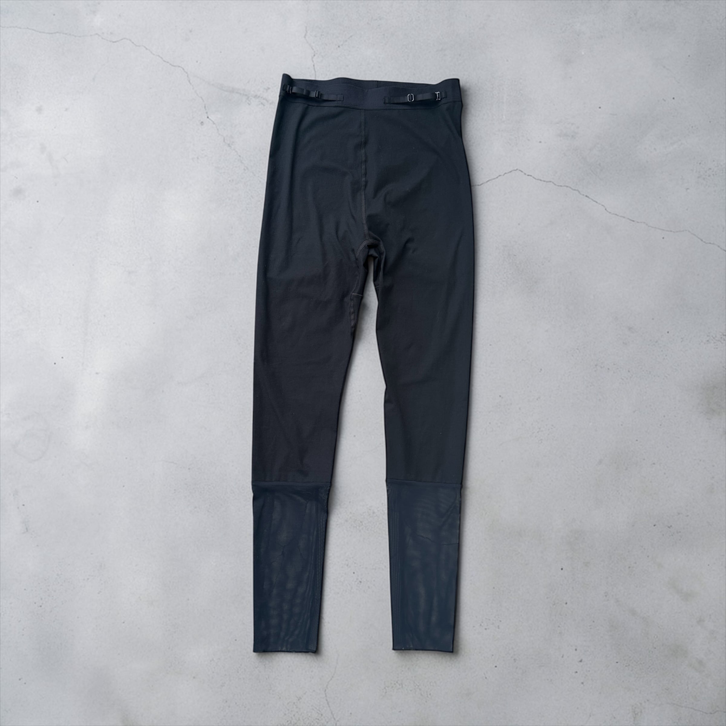 OVERNEATH  [NETCOMBO LEGGINGS]