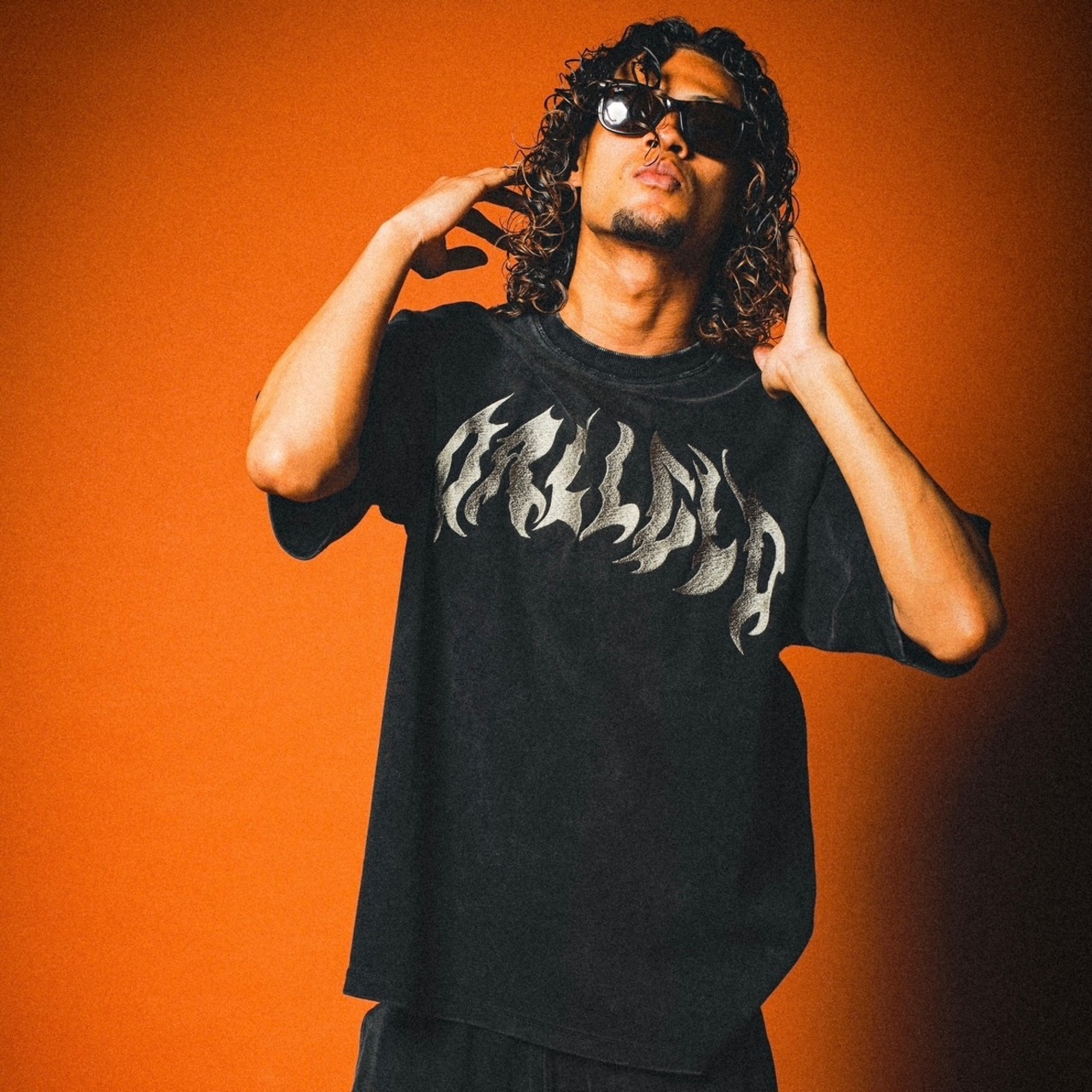 BLAZED LOGO PIGMENT TEE