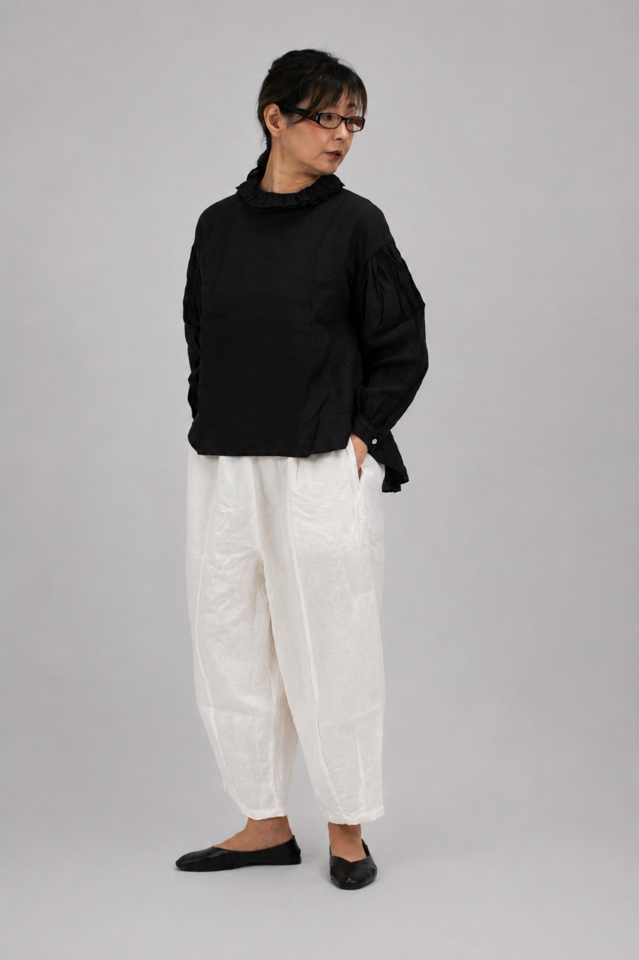 【Gauze#】DOUBLE FRILL SCALLOPED COLLAR BLOUSE / FADE BLACK（G988）
