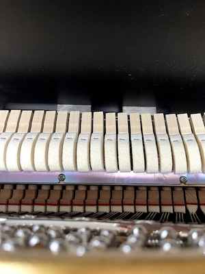 中古ヤマハアップライトピアノ　b113SC2