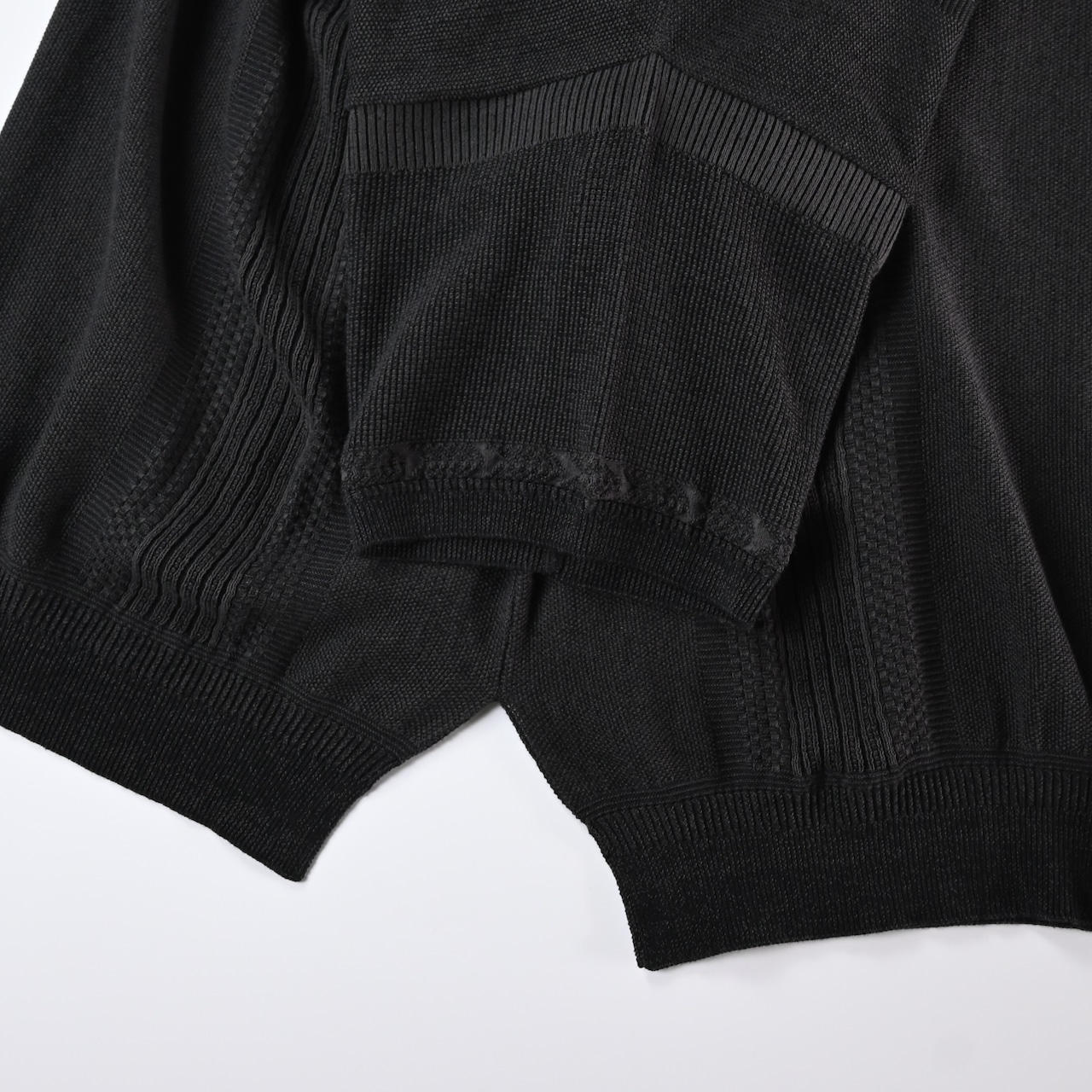 YASHIKI / Ryokufu Henley Knit