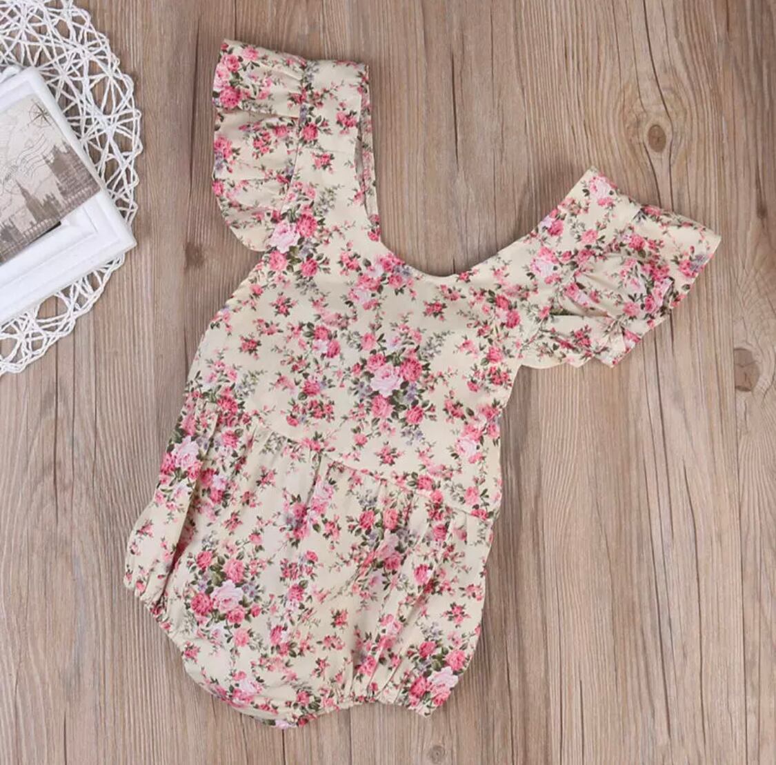 フラワーフリルロンパース》》》》》2021ss 海外子供 ベビー 女の子 可愛い フリル インポート 春夏