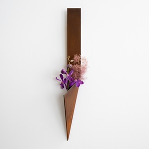 Origami Flower Vase_Corten