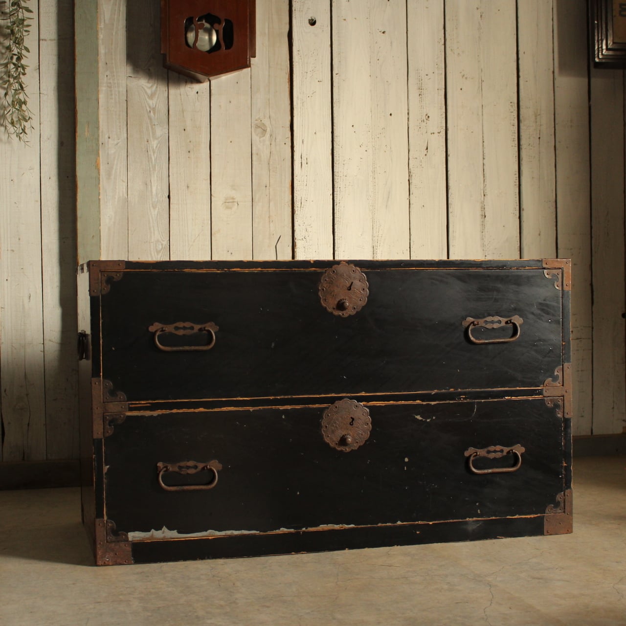 綺麗な丸金具庄内箪笥　抽斗4杯　タンス　収納　古家具　古民家　時代家具 綺麗な丸金具庄内箪笥 抽斗4杯 タンス 収納 古家具 古民家 時代