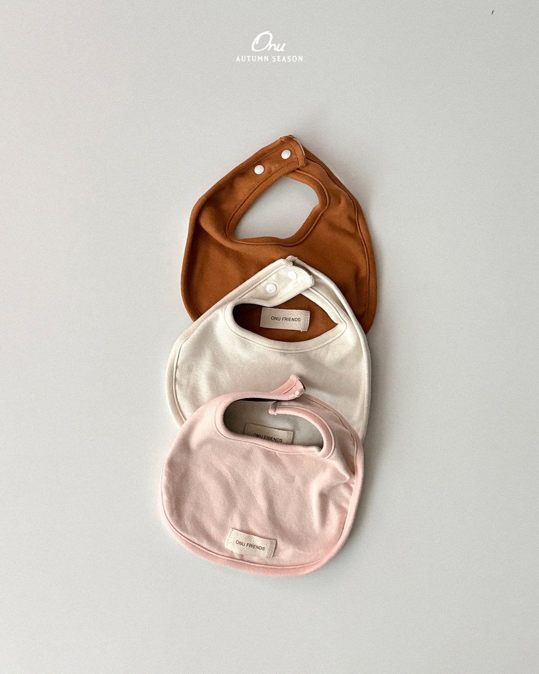 【予約】ONU Reversible bib