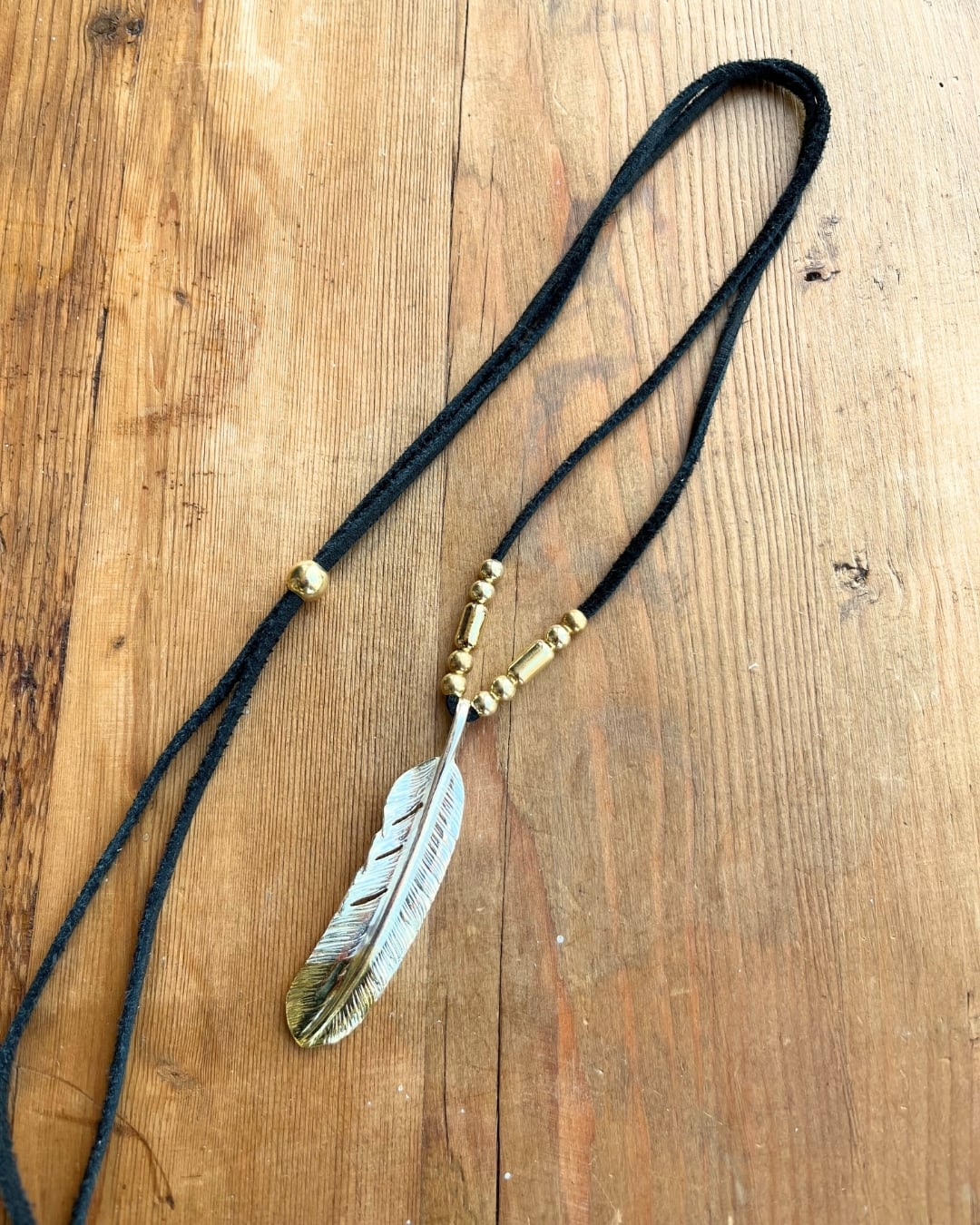 【超大人気】上金特大フェザー　silver925 ホワイトハーツ 超大人気】上金特大フェザー silver925 ホワイトハーツ ゴローズ