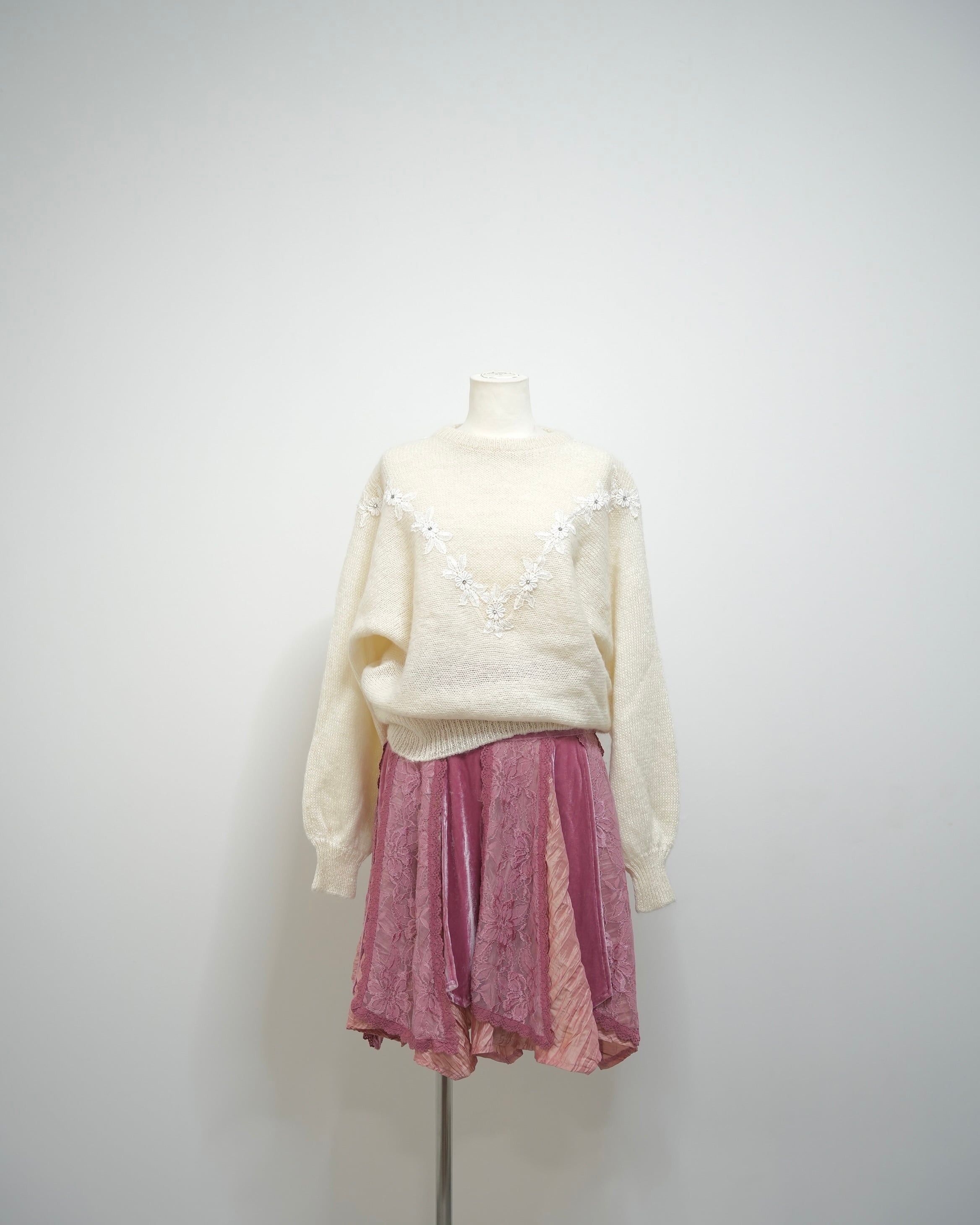 flower design sweater