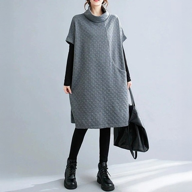 Plus size loose short sleeve turtleneck dress (SN246)