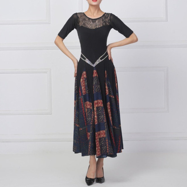 レース ハーフスリーブ フラワーデザイン ワンピース  ds1259