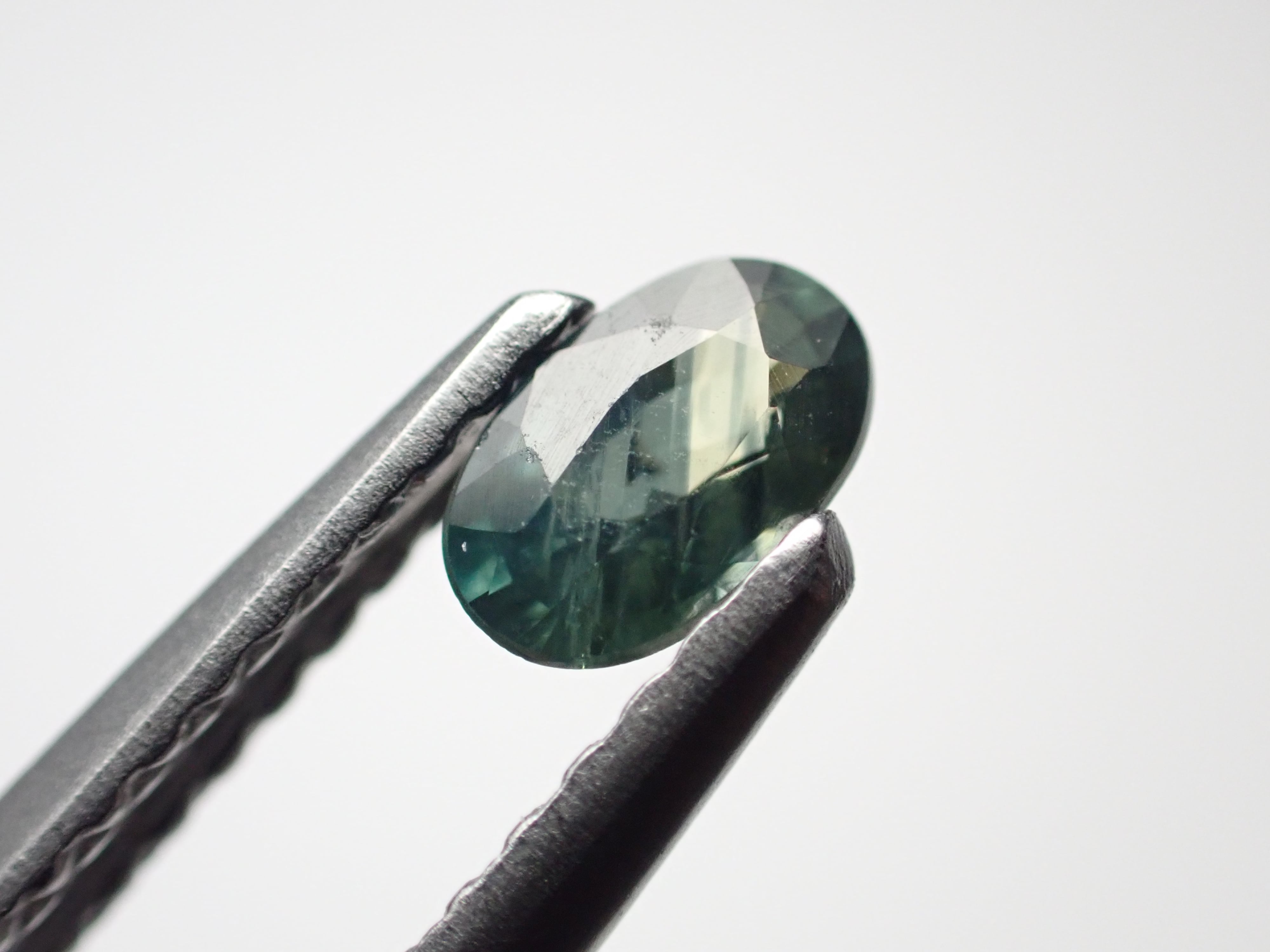 エメラルド 結晶原石 アフガニスタン R3-6226 | MineralQuest