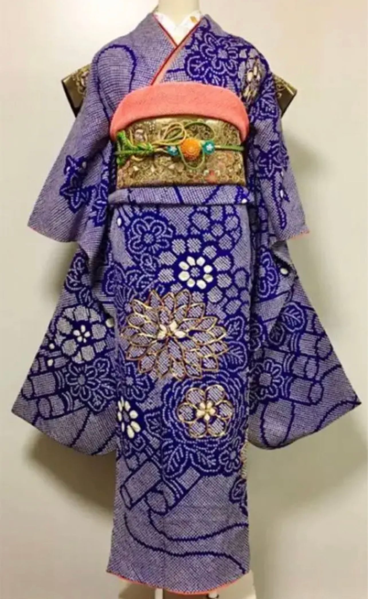 振袖フルセット 正絹 白クリーム×紫色 隈取染め分け 賢い 銀駒刺繍