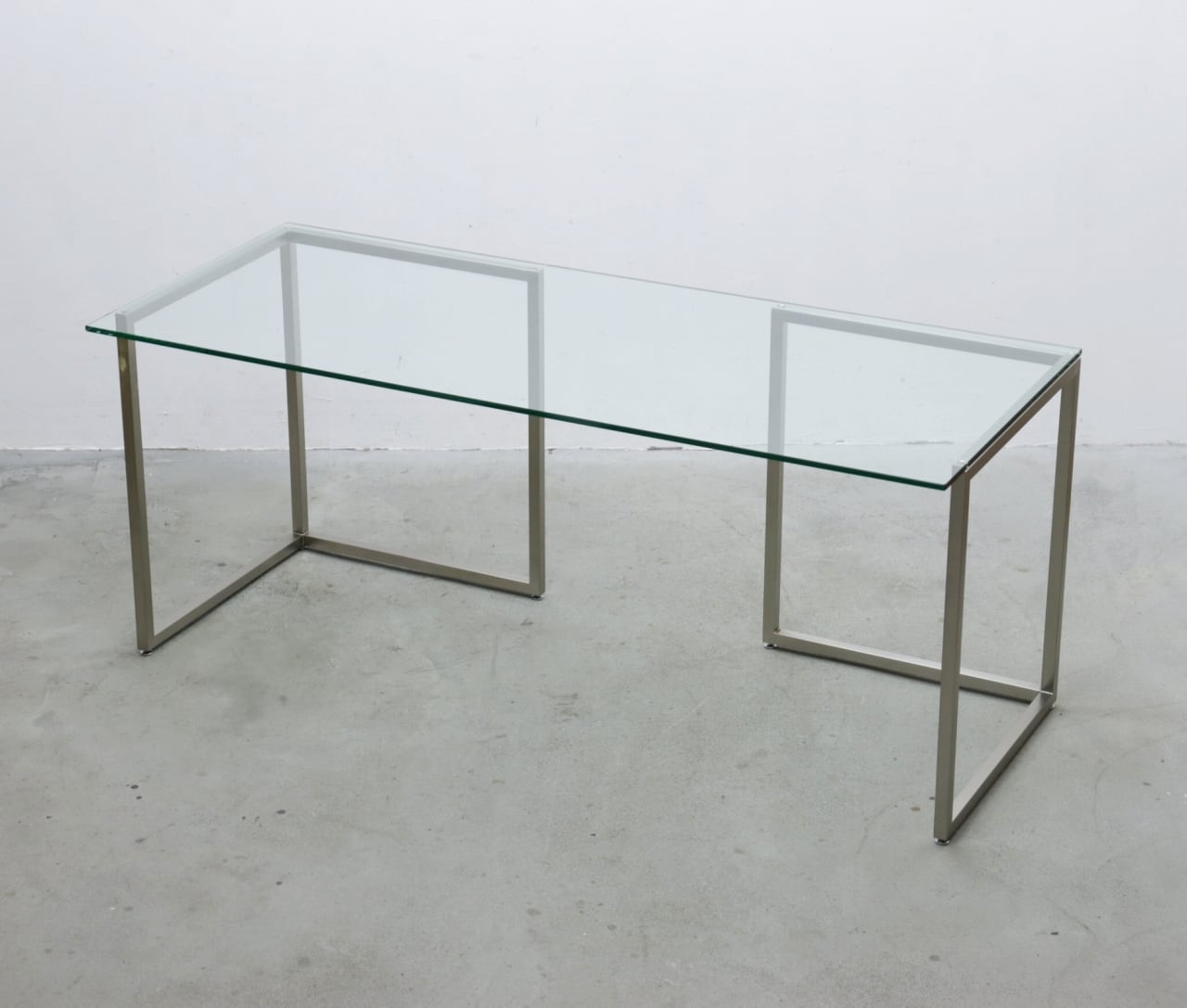 BISLEY ビスレー L-FOOT ガラス天板 ステンレス デスク 机 PC 学習机 モダン PKT25154