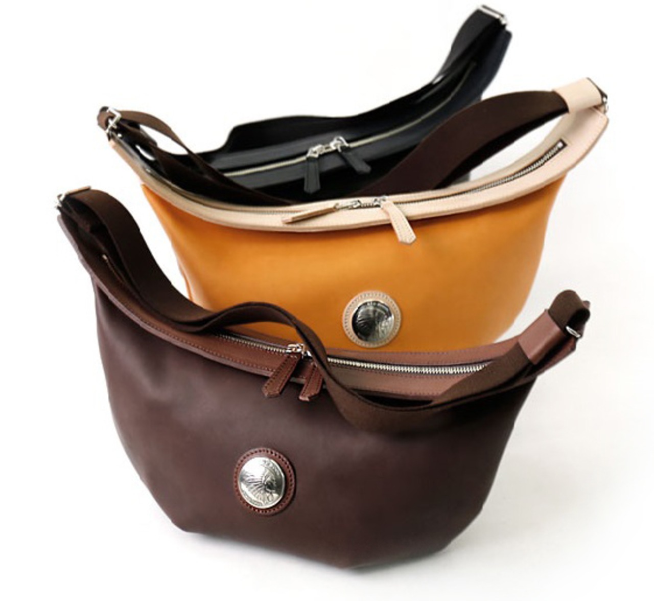 丁度良いサイズ感のハンギングショルダー LONGSHIP-SA