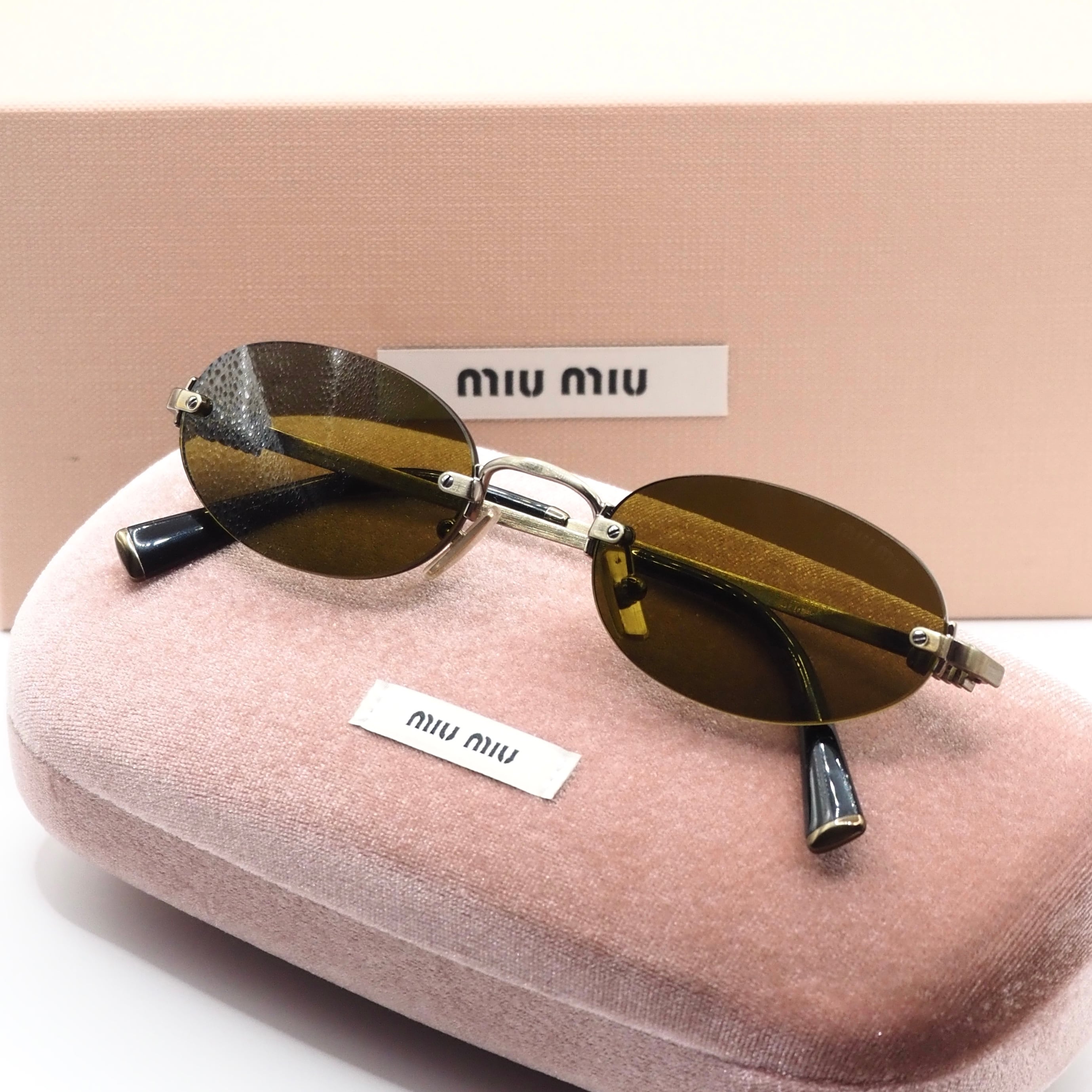 現行品】MiuMiu サングラス アイウェア ブラック シルバー ミュウ
