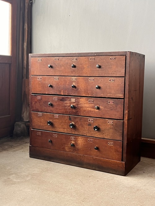 5段の色別引き出し