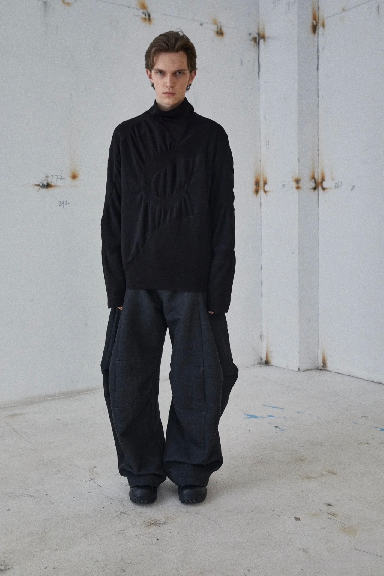 54A0 Spiral Gathered Long Sleeve T-Shirt