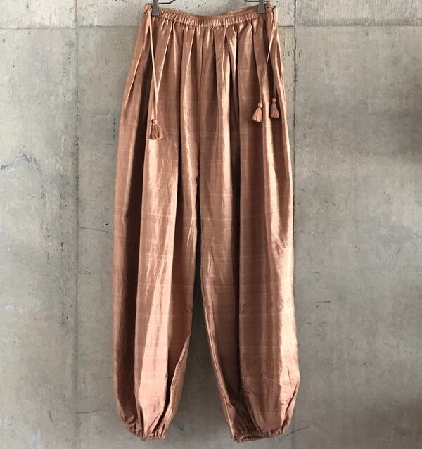 BUNON(ブノン) Tuck Gather Balloon Pants カディシルク バルーン