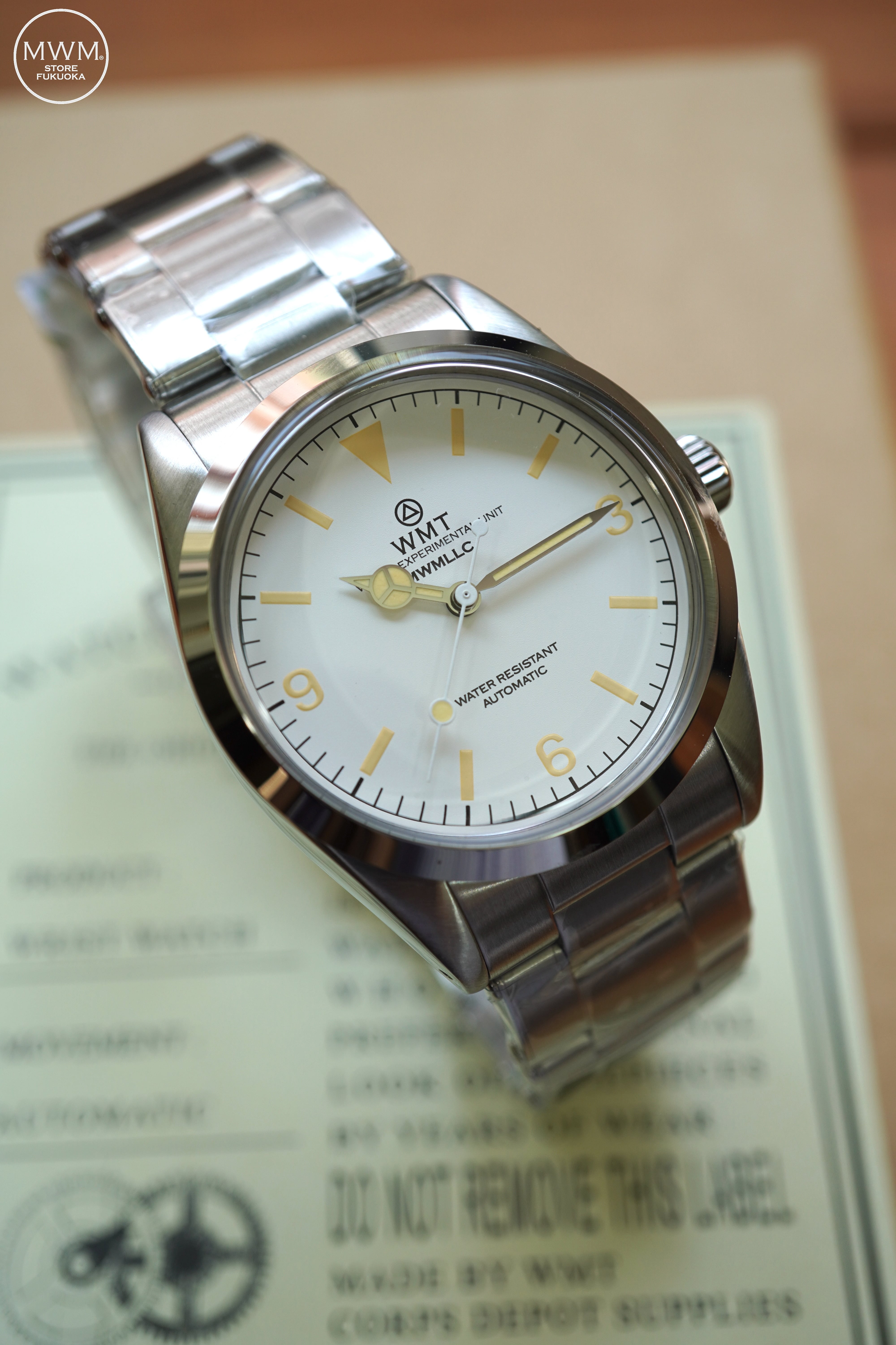 WMT バラクーダ 【高雪】ご購入品 WMT WATCHES Barracuda Albino / Metal Bracelet + Leather