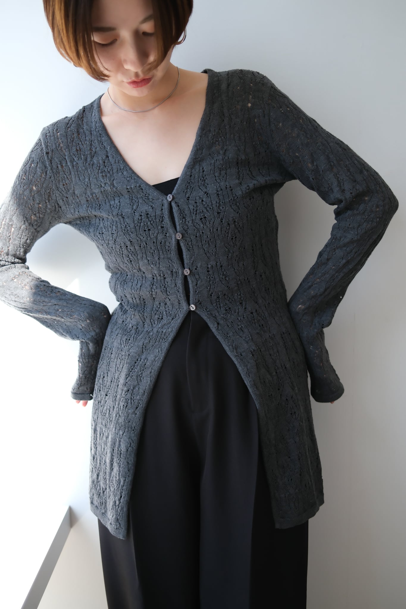 Hella crochet lace Vneck cardigan かぎ編みレースVネックカーディガン Black