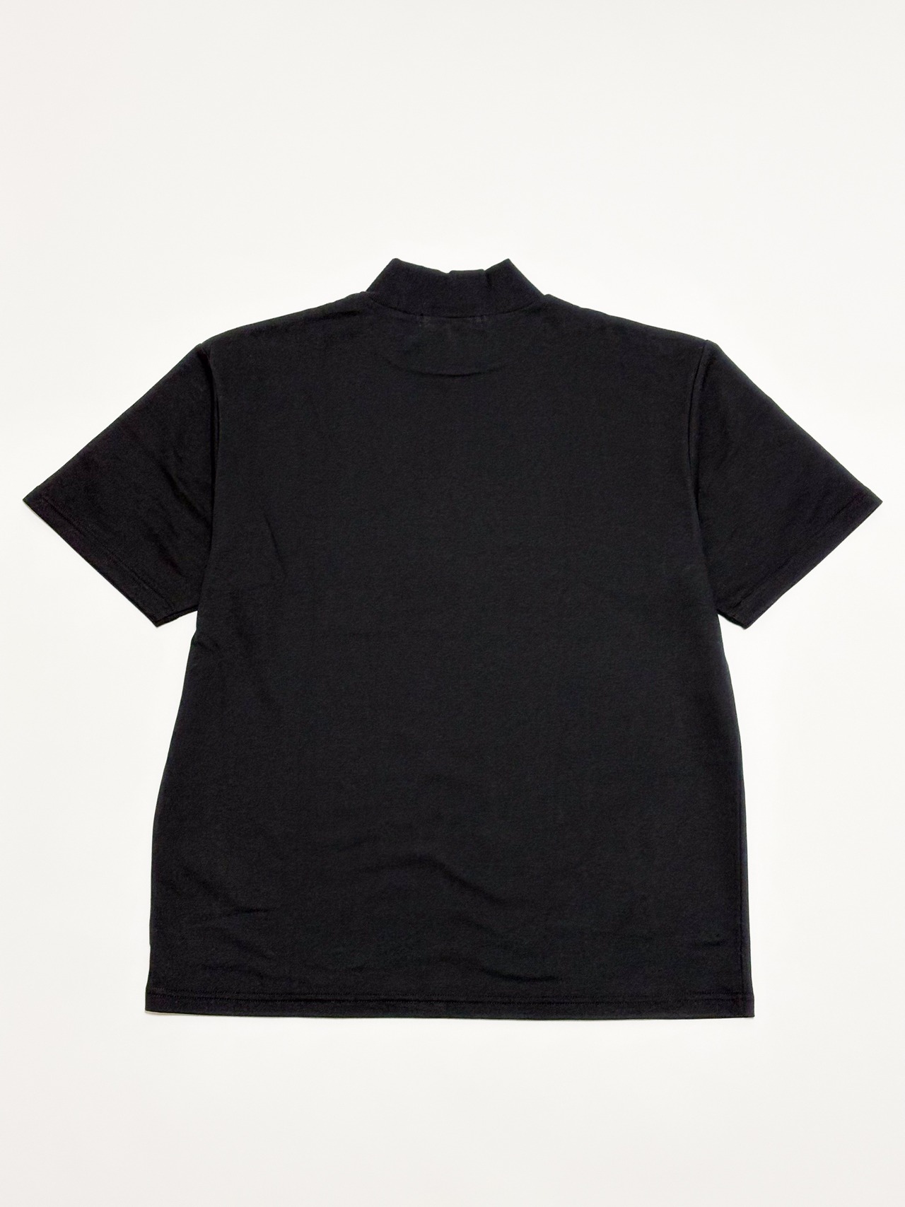 FOUR LINE MOCK NECK BLACK