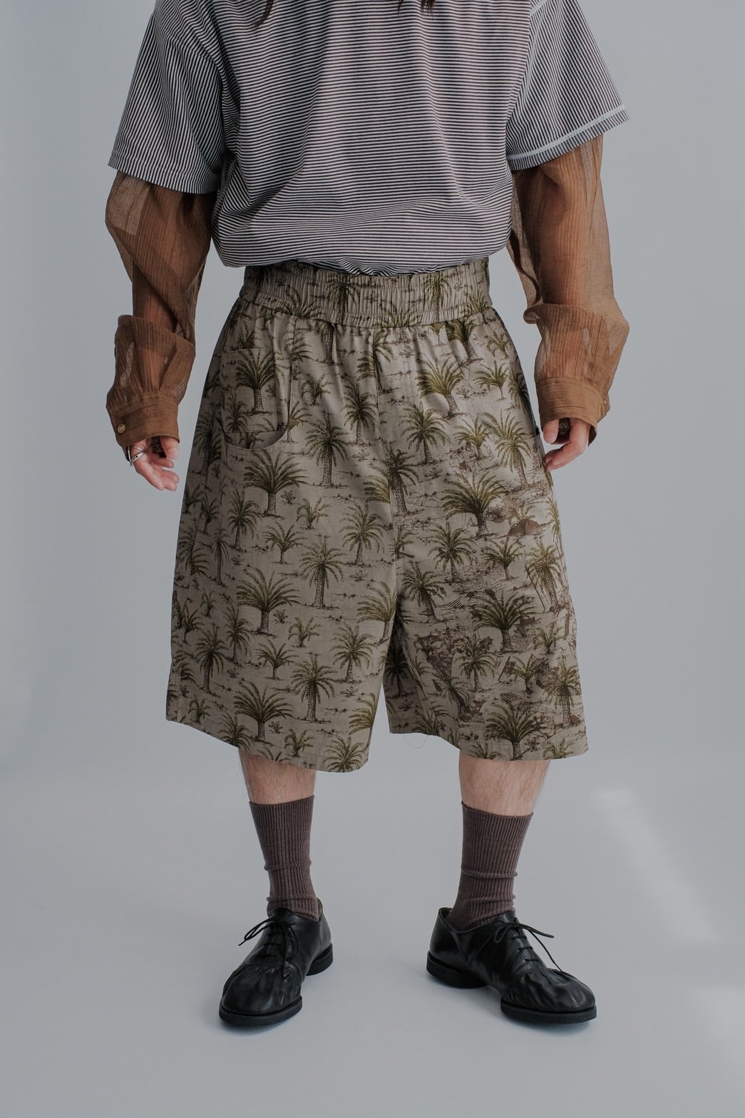 ABELIA EDWARD GOUCHA】ECHO SHORTS | puzzle
