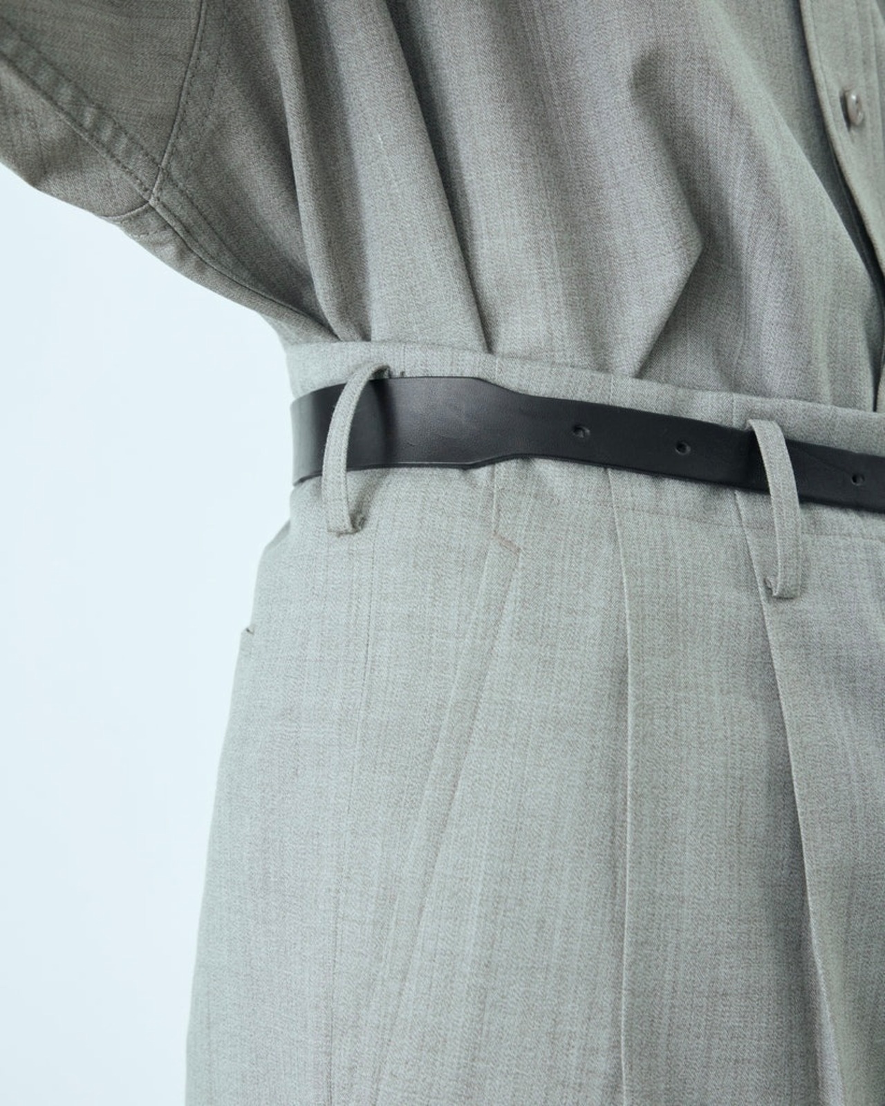 I'm here - PULL - TAB : BELT / brown