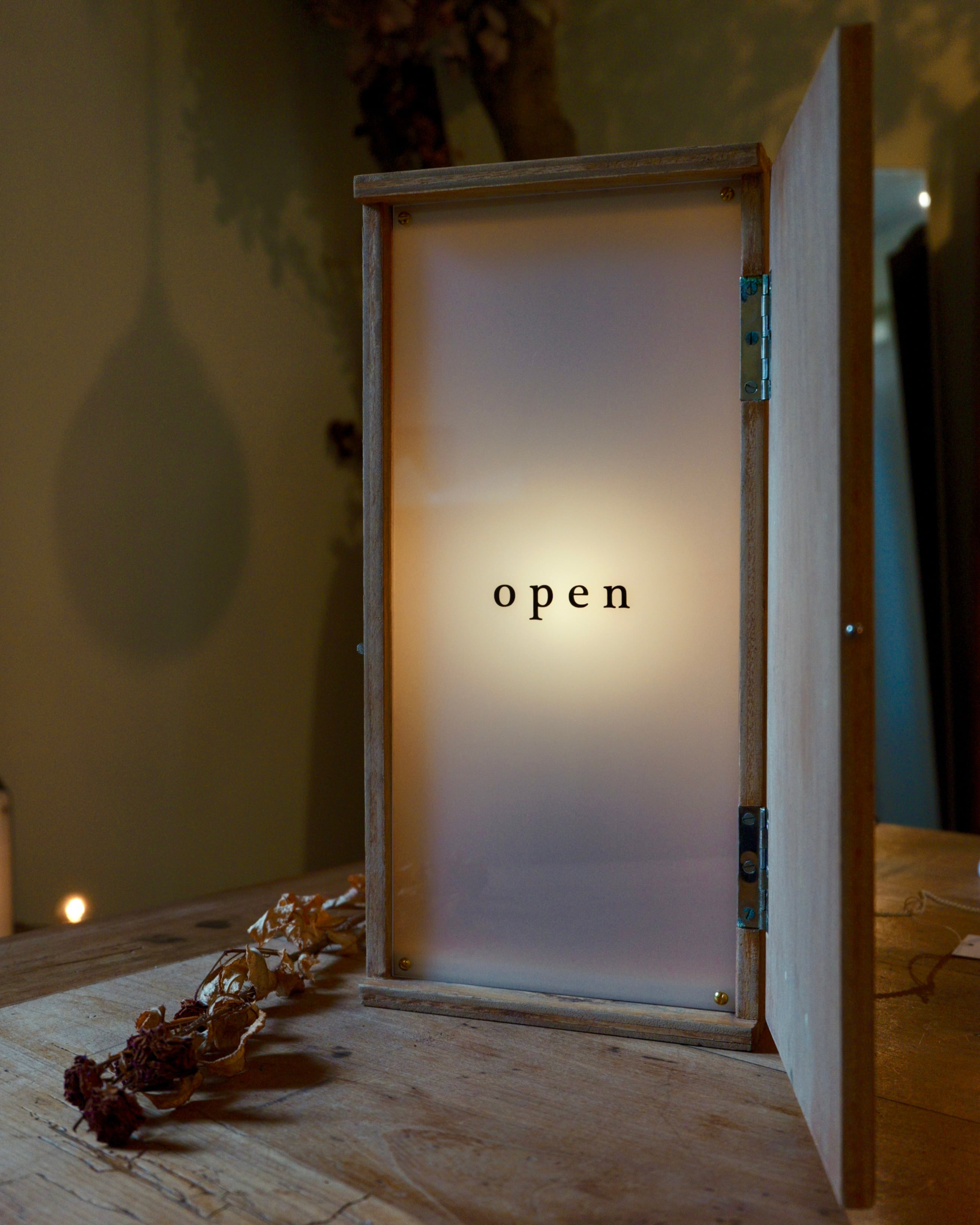 vickey'72 “open”box01